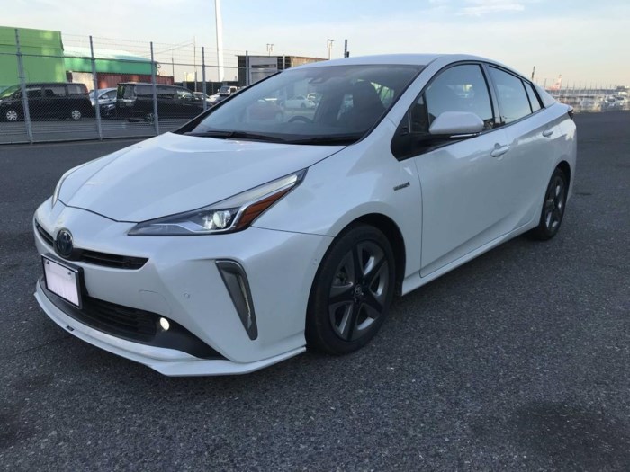 Toyota-prius-2019(A Touring Selection)
